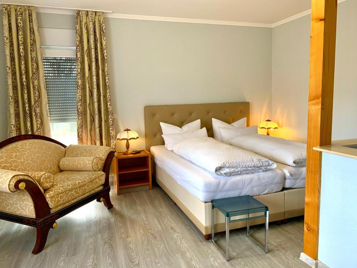 Ratskeller Hotel & Restaurant ลินโดว์ ภายนอก รูปภาพ