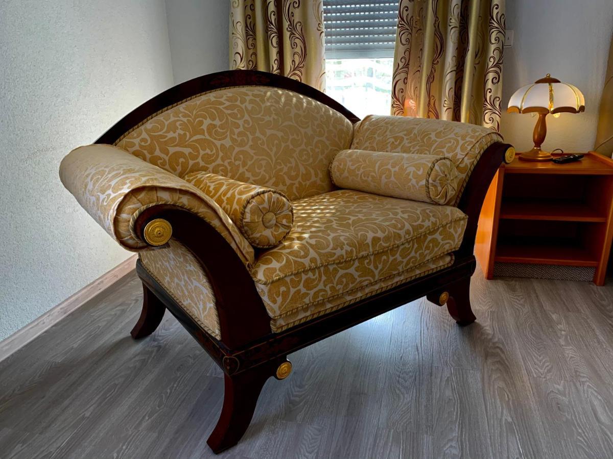 Ratskeller Hotel & Restaurant ลินโดว์ ภายนอก รูปภาพ