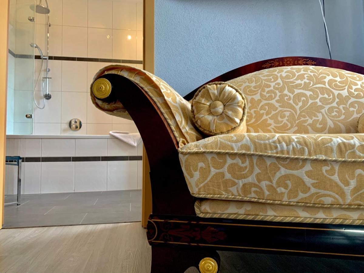 Ratskeller Hotel & Restaurant ลินโดว์ ภายนอก รูปภาพ