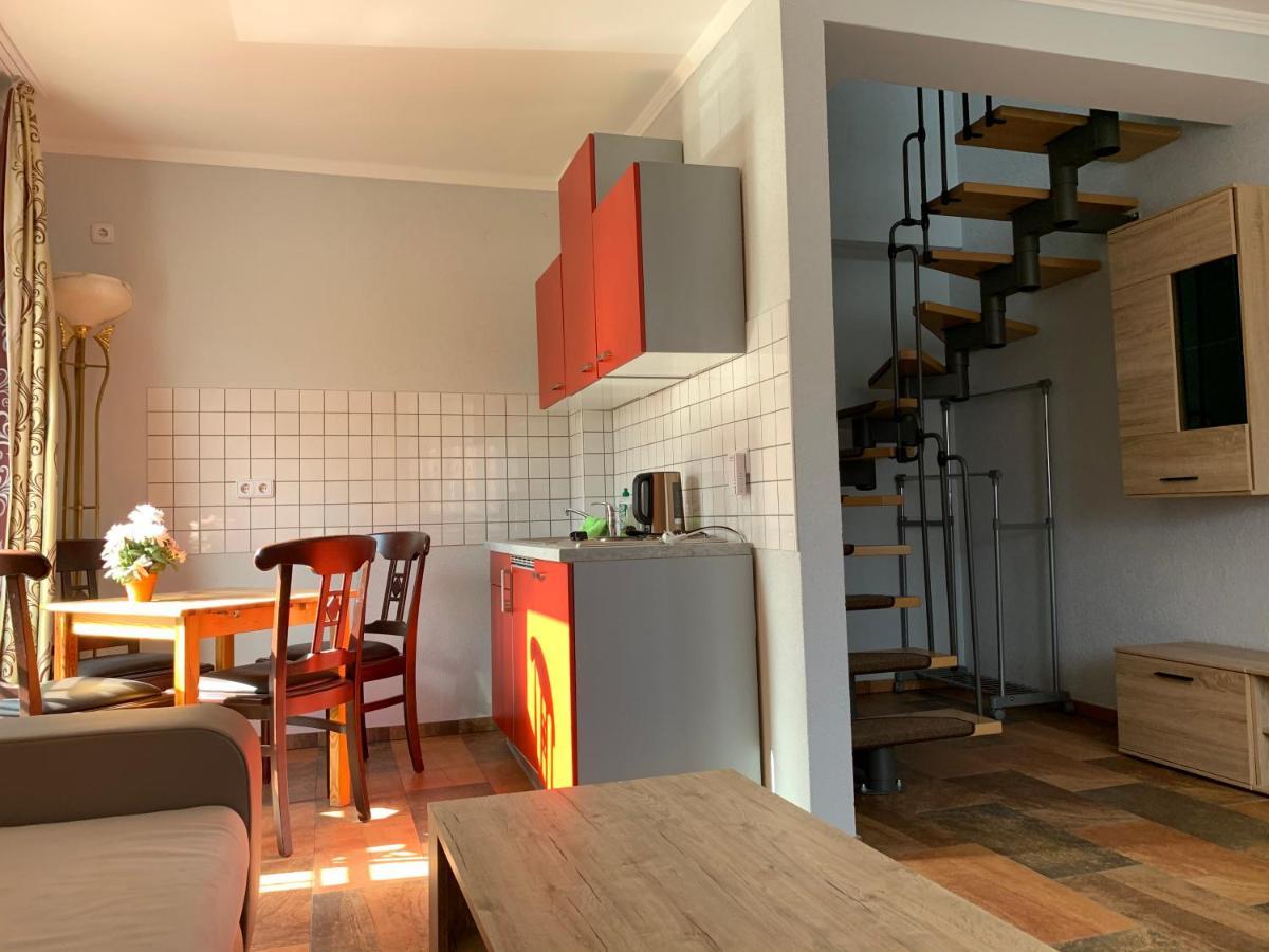 Ratskeller Hotel & Restaurant ลินโดว์ ภายนอก รูปภาพ