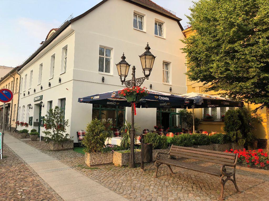 Ratskeller Hotel & Restaurant ลินโดว์ ภายนอก รูปภาพ